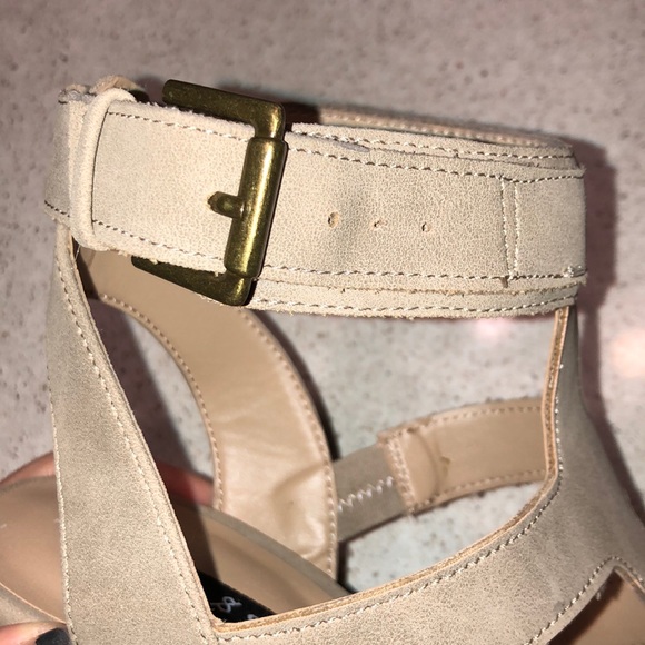 Wedges - Picture 6 of 7